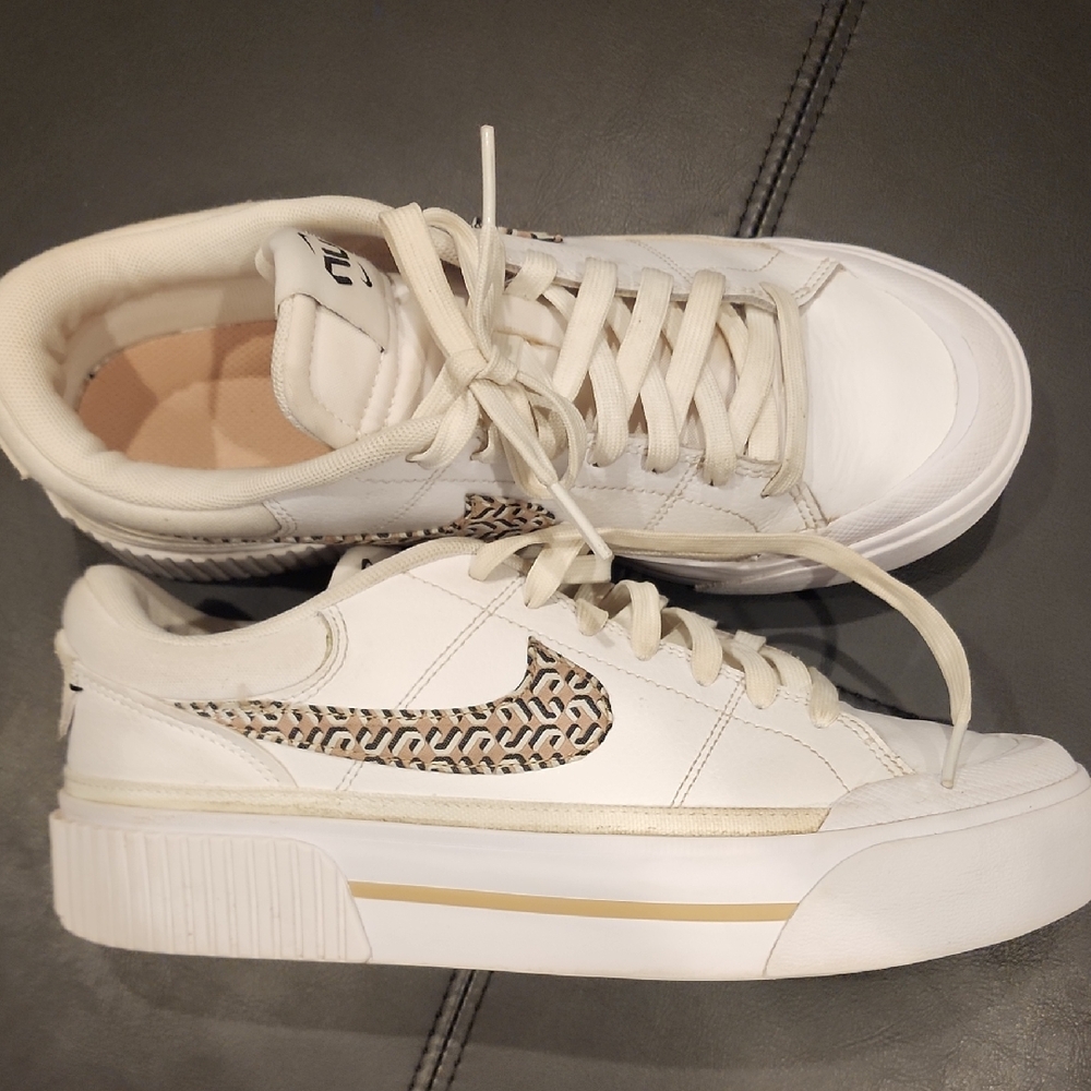 Nike White and Tan Women's Sneakers with Patterned Swoosh